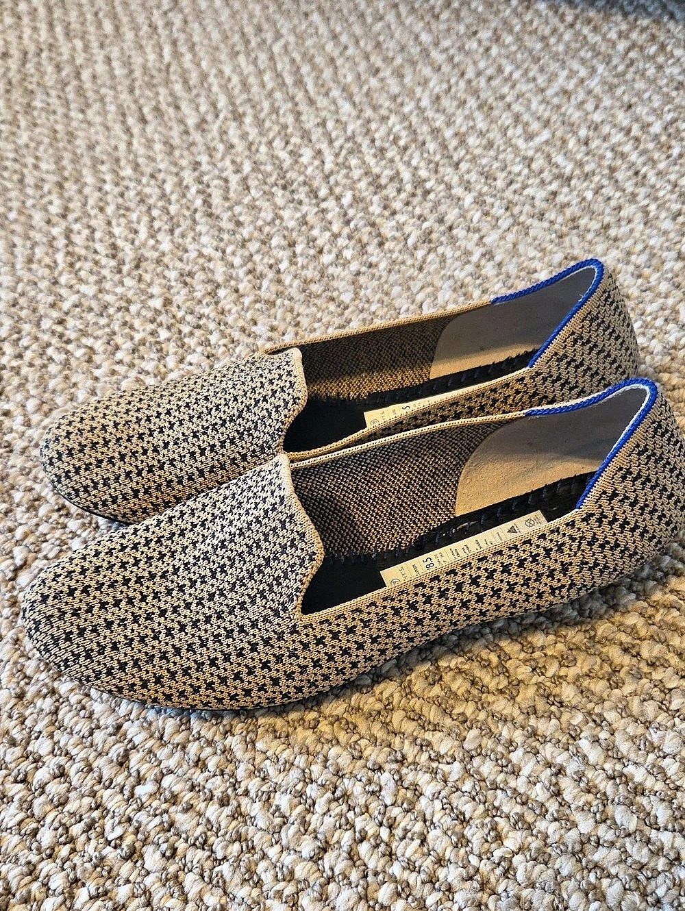 Rothy's The Loafer Flats Black & Tan US 8.5